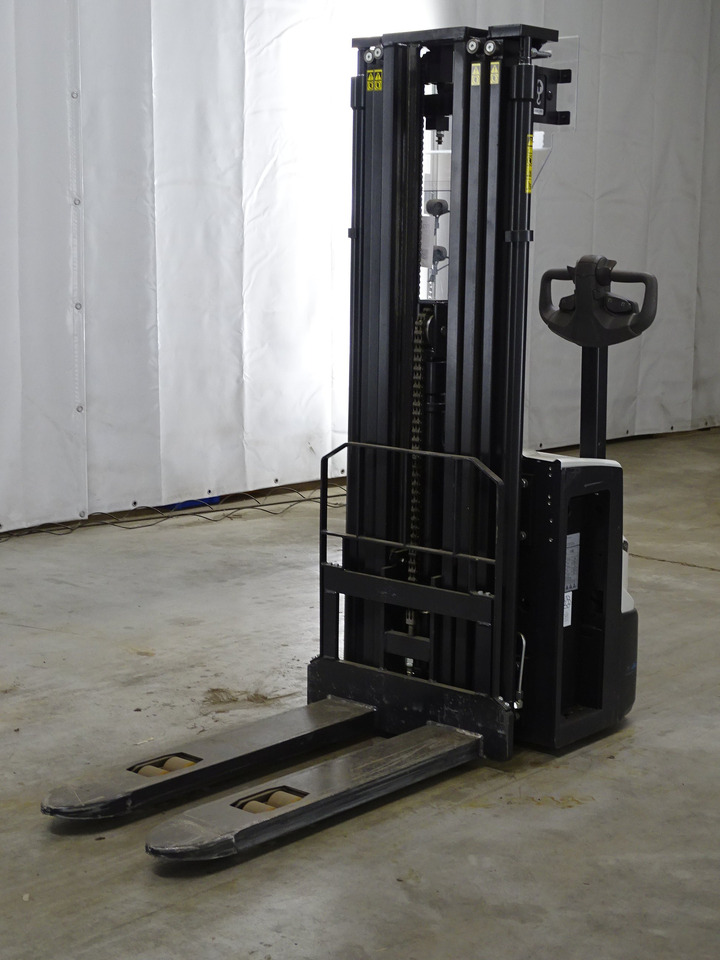 Mitsubishi SBP12N3 - Stacker: picture 1 Mitsubishi SBP12N3 - Stacker: picture 1