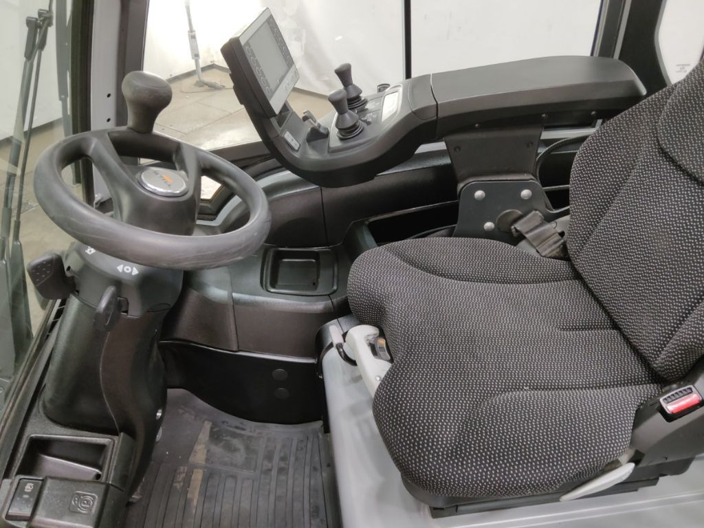 Electric forklift STILL RX60-35: picture 7