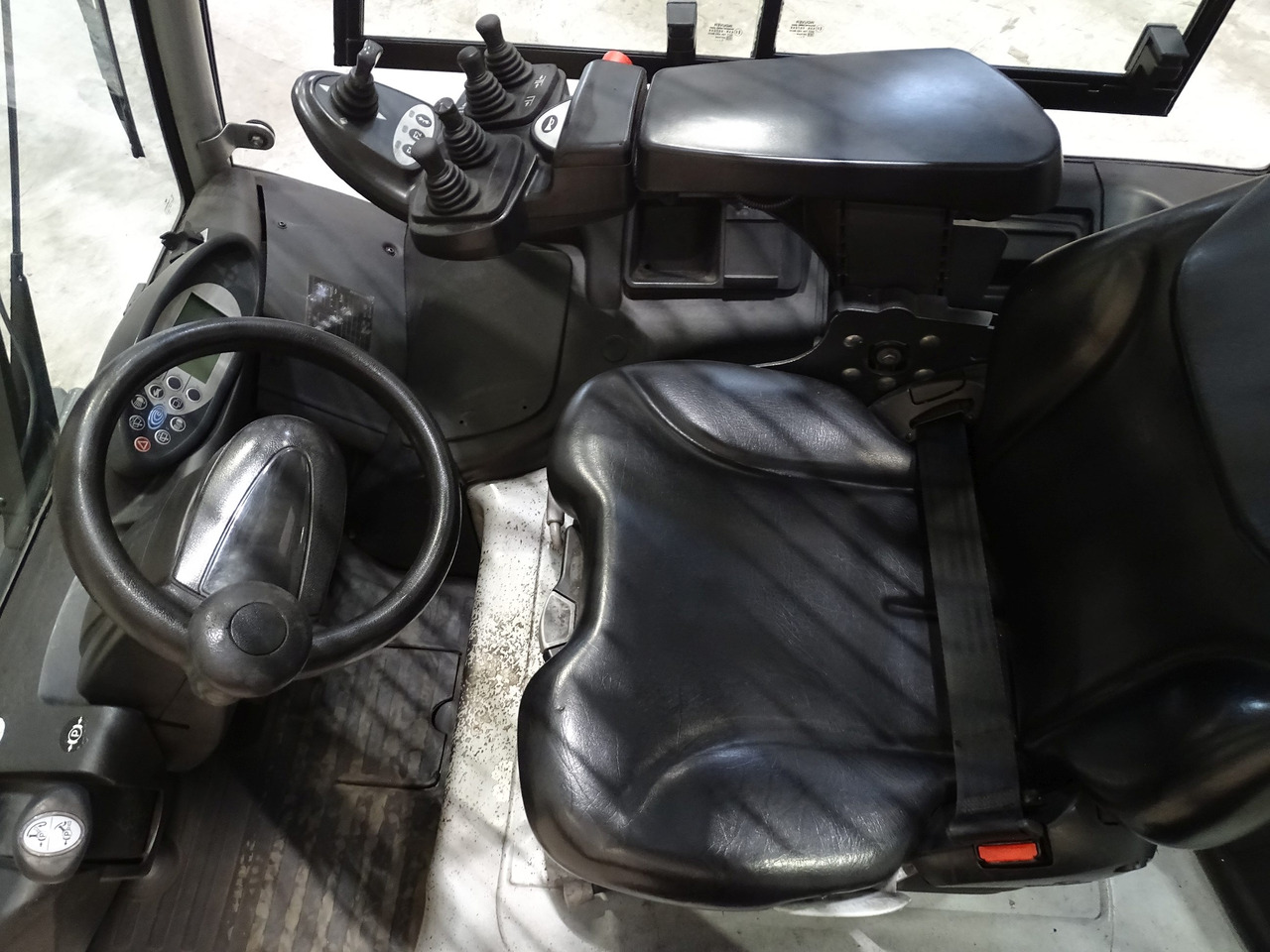 STILL RX60-50/600 - Electric forklift: picture 3 STILL RX60-50/600 - Electric forklift: picture 3