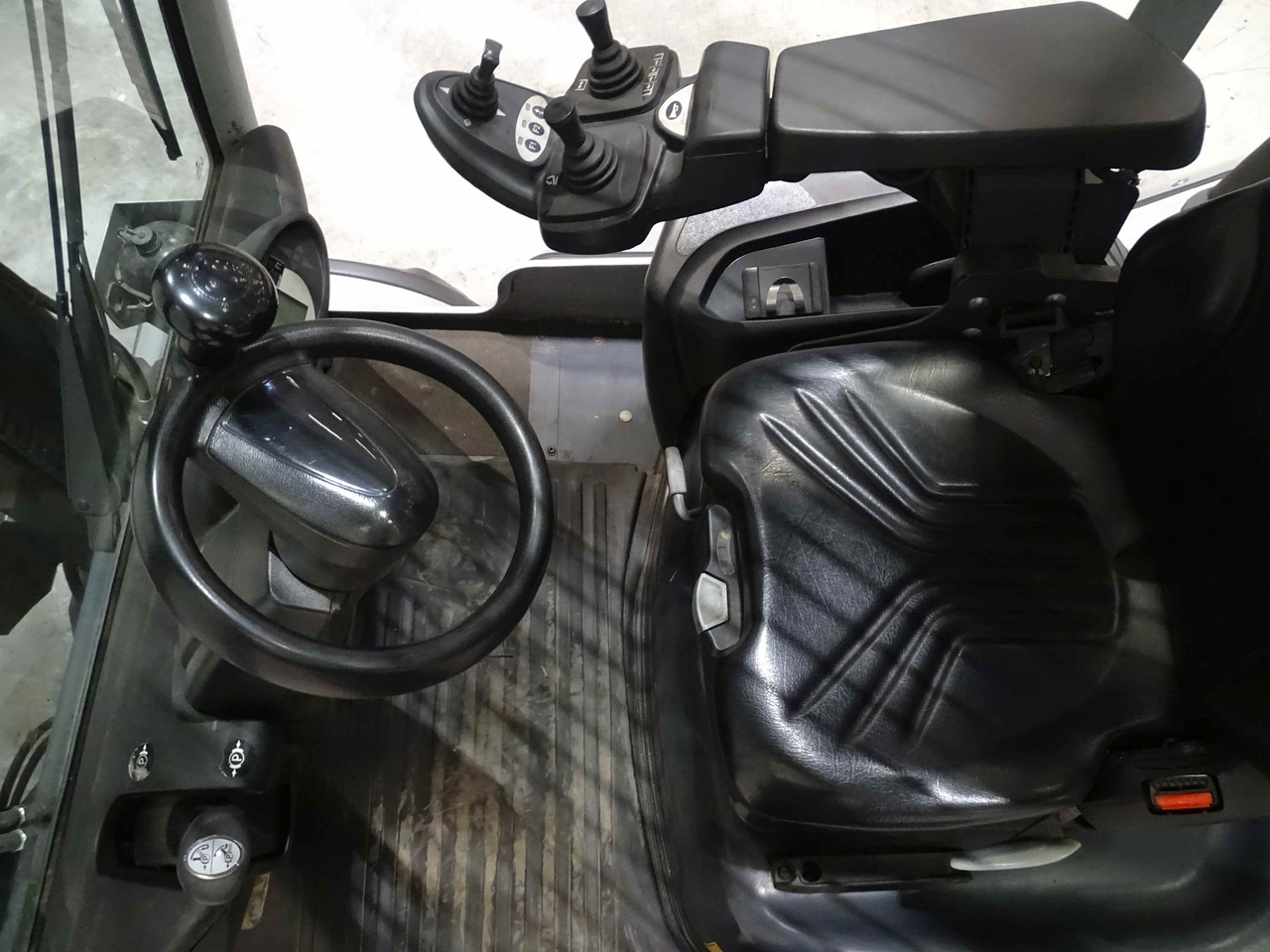 STILL RX70-50T/600 - Forklift: picture 3 STILL RX70-50T/600 - Forklift: picture 3