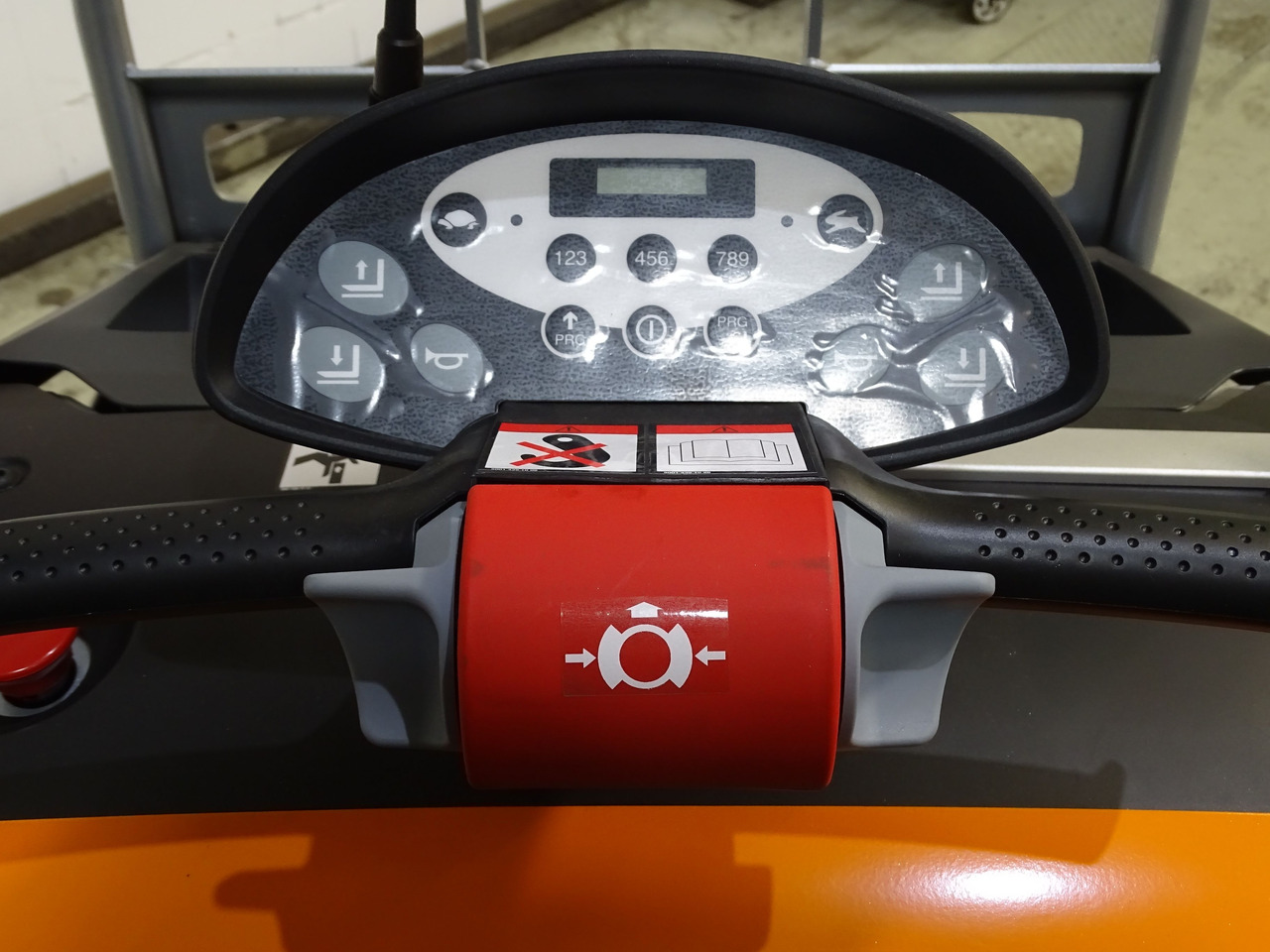 Still EXU-S24 - Pallet truck: picture 3 Still EXU-S24 - Pallet truck: picture 3