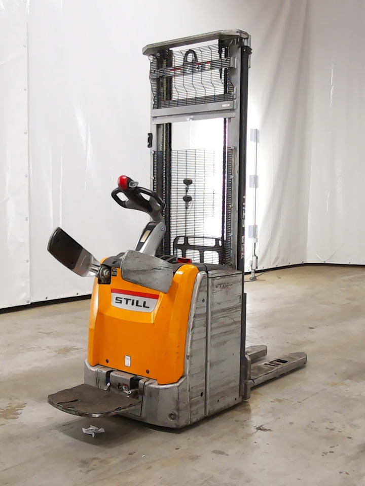 Still EXV-SF16 - Stacker: picture 2 Still EXV-SF16 - Stacker: picture 2