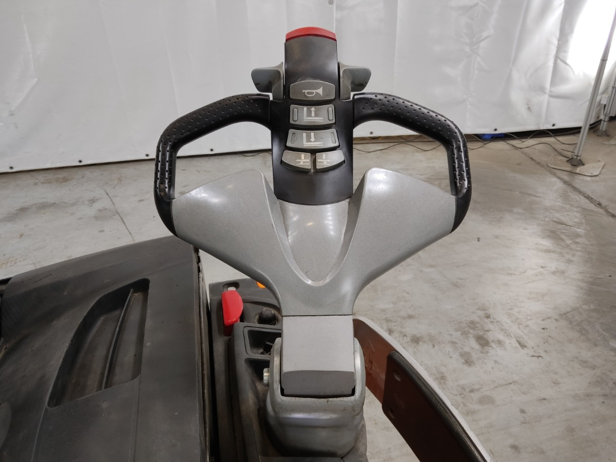 Still EXV-SF20I - Stacker: picture 3 Still EXV-SF20I - Stacker: picture 3