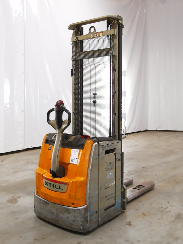 Still EXV16 - Stacker: picture 2 Still EXV16 - Stacker: picture 2