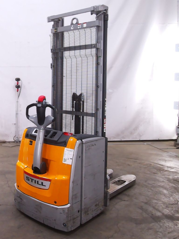 Still EXV20 - Stacker: picture 2 Still EXV20 - Stacker: picture 2