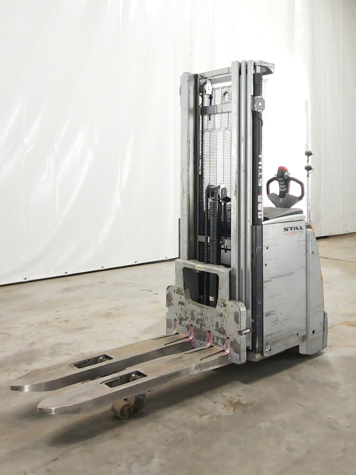 Still EXV20I - Stacker: picture 1 Still EXV20I - Stacker: picture 1