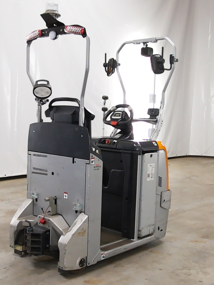 Still LTX50 - Tow tractor: picture 2 Still LTX50 - Tow tractor: picture 2