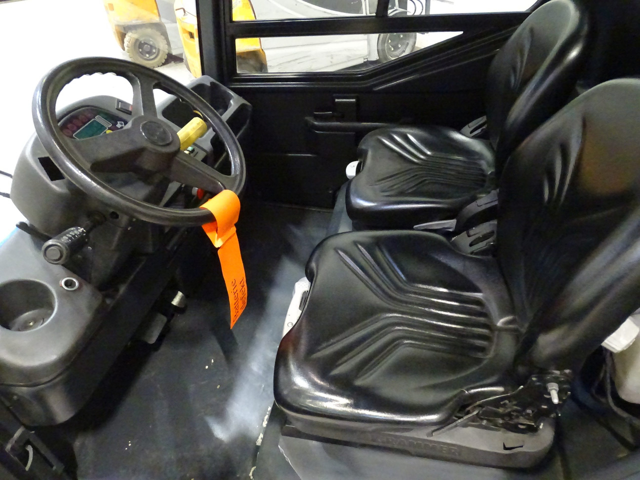 Still R07-25 - Tow tractor: picture 3 Still R07-25 - Tow tractor: picture 3