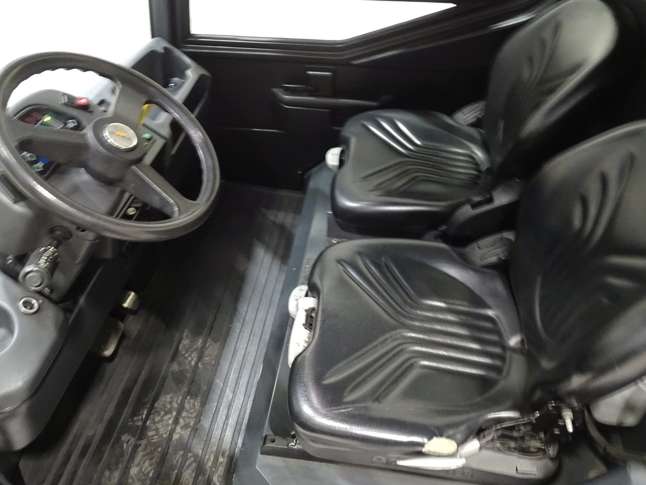 Still R07-25 - Tow tractor: picture 3 Still R07-25 - Tow tractor: picture 3