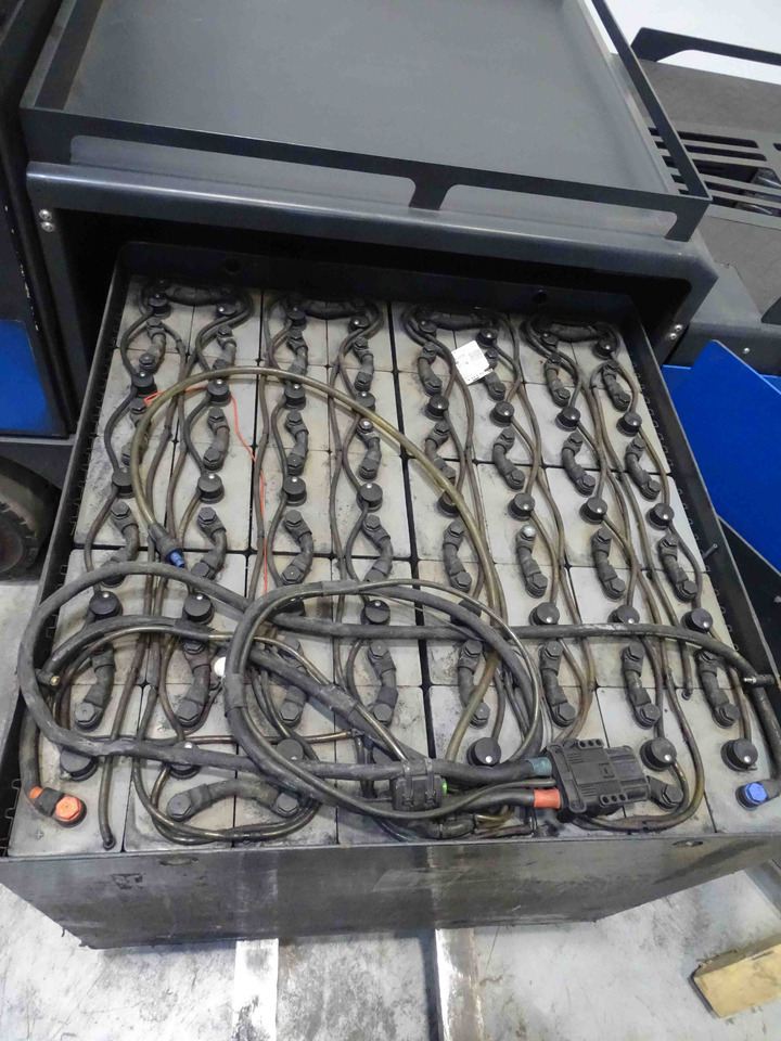 Still R07-25L - Tow tractor: picture 4 Still R07-25L - Tow tractor: picture 4