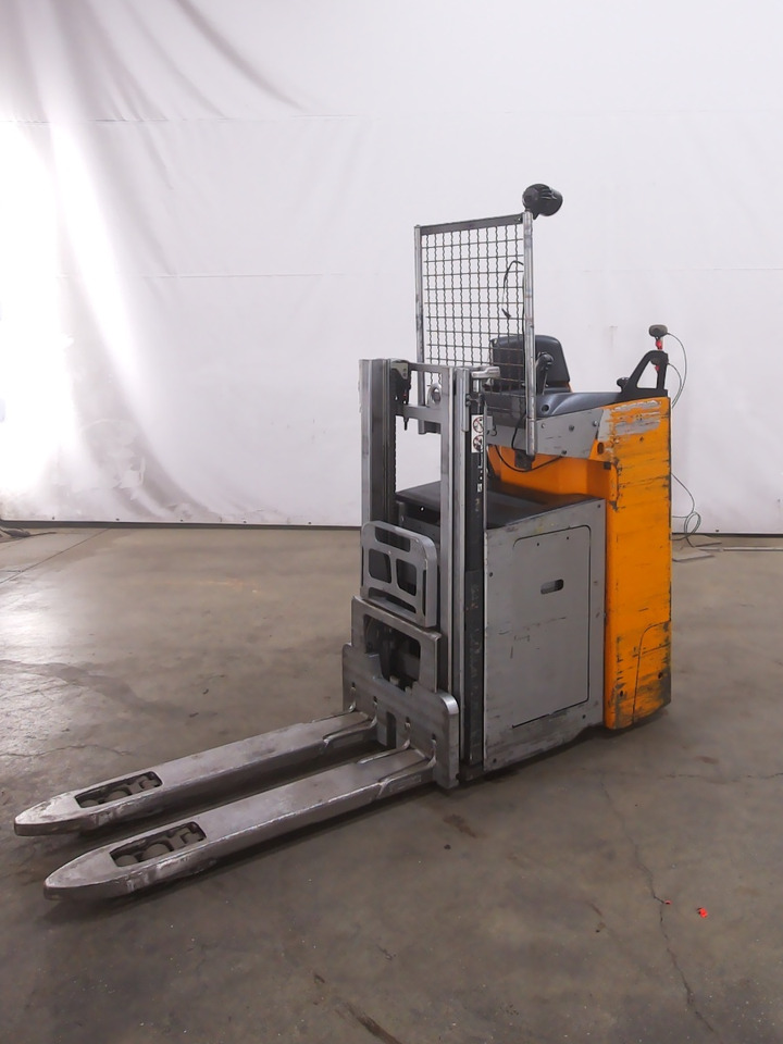 Stacker Still SXD20: picture 1