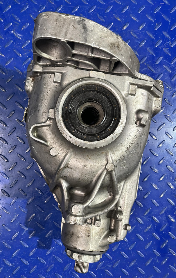 BMW Rear Differential xDrive 8643137-01 - Transmission: picture 3 BMW Rear Differential xDrive 8643137-01 - Transmission: picture 3