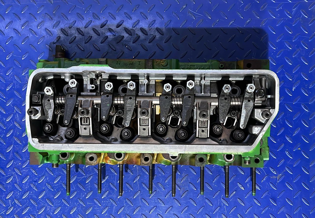 JOHN DEERE CHIULASA JOHN DEERE 4045 - Engine and parts: picture 1 JOHN DEERE CHIULASA JOHN DEERE 4045 - Engine and parts: picture 1