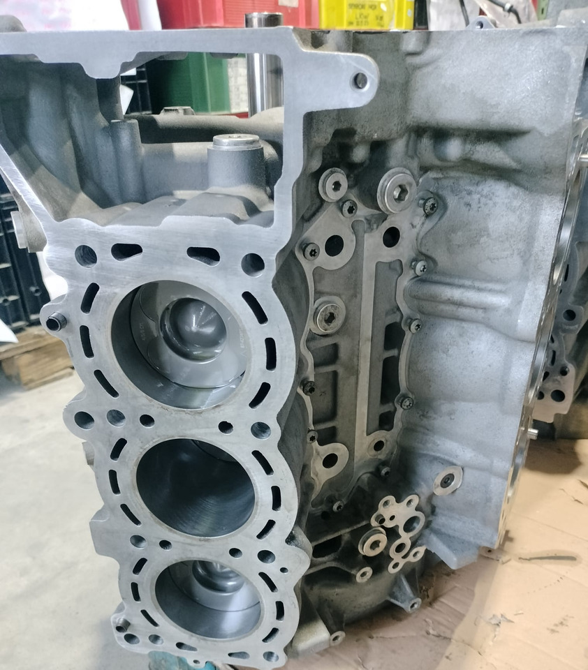 MERCEDES-BENZ 642884 MERCEDES-BENZ G II (W461) G300 CDI - Engine for Truck: picture 3 MERCEDES-BENZ 642884 MERCEDES-BENZ G II (W461) G300 CDI - Engine for Truck: picture 3