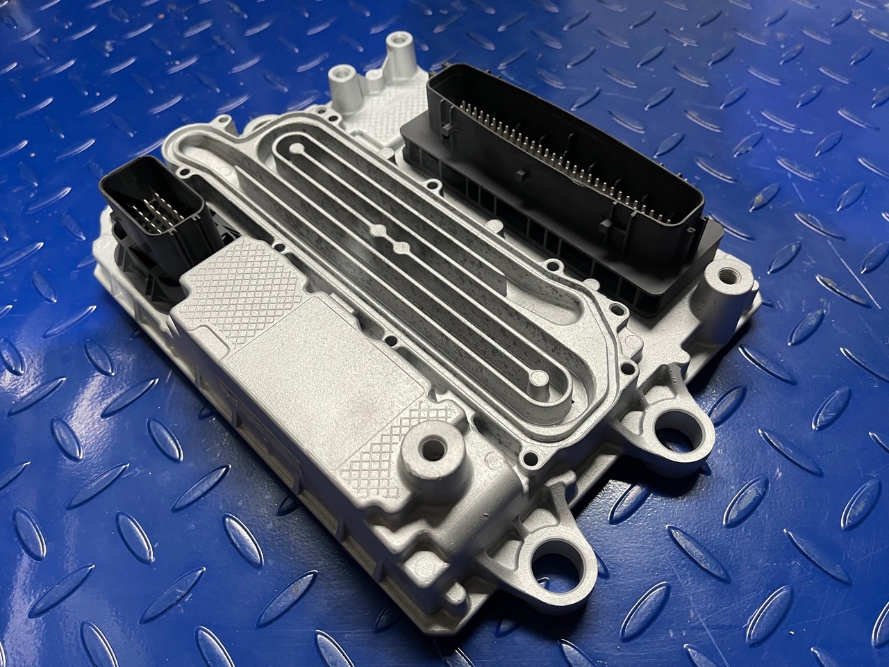 Mercedes Actro MP4 OM470 OM471 A0014465035 MCM2 Reman - ECU for Truck: picture 2 Mercedes Actro MP4 OM470 OM471 A0014465035 MCM2 Reman - ECU for Truck: picture 2