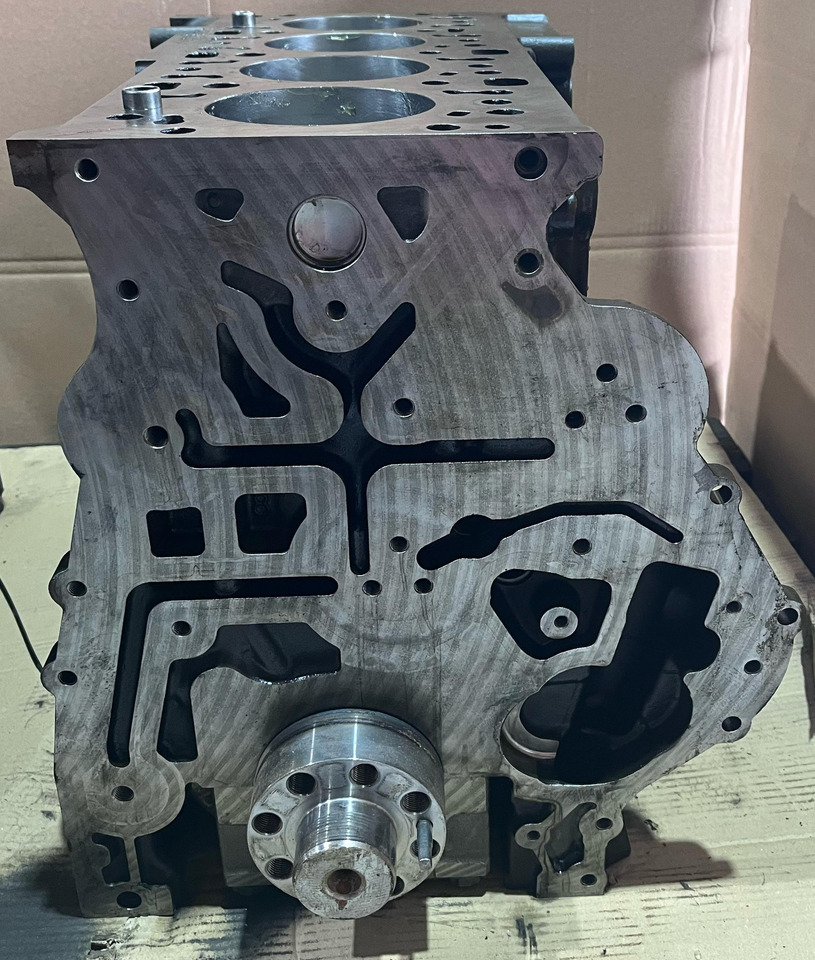 Mercedes Benz Chiulasa + Bloc Motor Reconditionat OM934 Euro 6 - Engine for Truck: picture 4 Mercedes Benz Chiulasa + Bloc Motor Reconditionat OM934 Euro 6 - Engine for Truck: picture 4