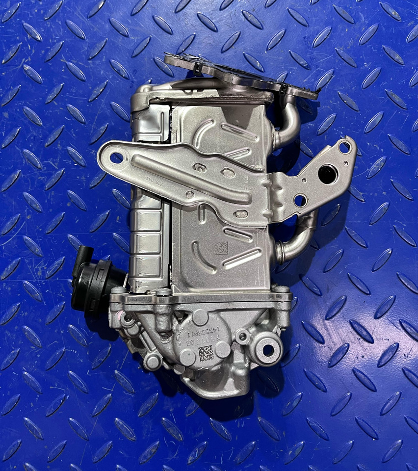 Mercedes Benz EGR Radiator A6541409200 - EGR cooler: picture 2 Mercedes Benz EGR Radiator A6541409200 - EGR cooler: picture 2