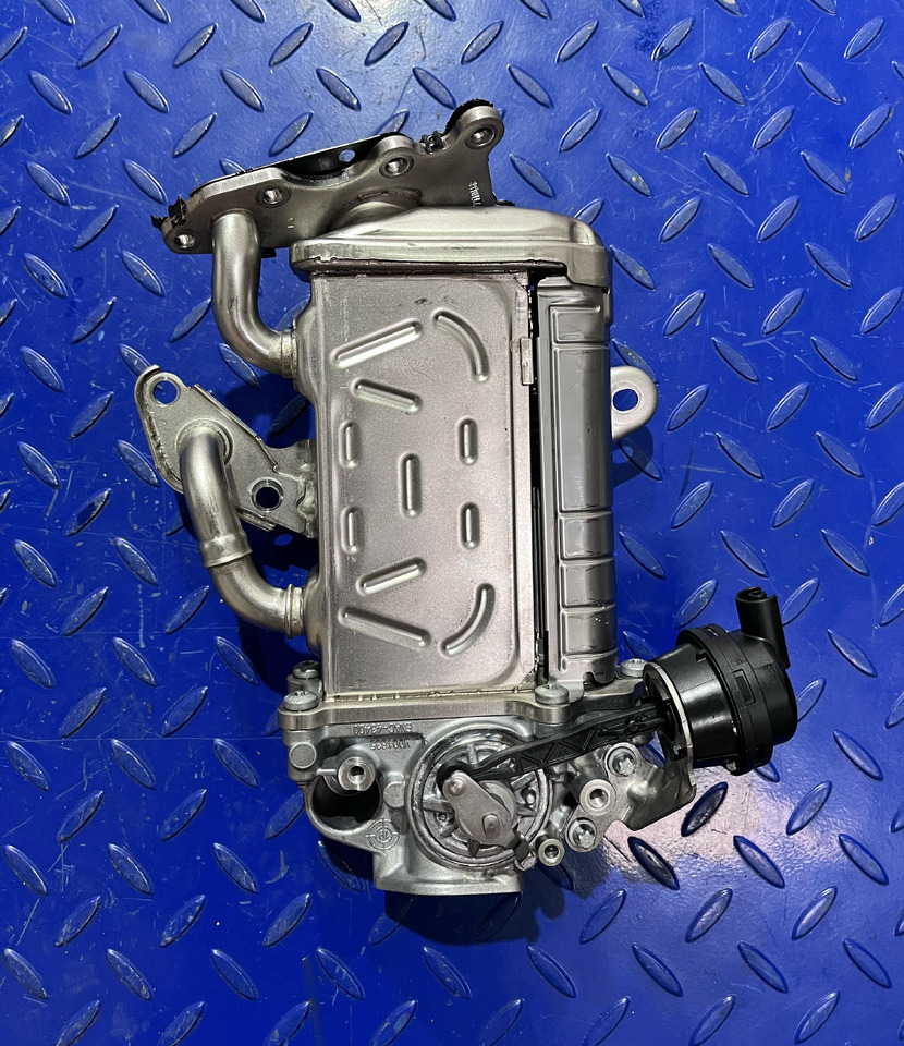 Mercedes Benz EGR Radiator A6541409200 - EGR cooler: picture 1 Mercedes Benz EGR Radiator A6541409200 - EGR cooler: picture 1