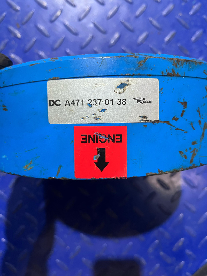 Mercedes Benz Vibration Dumper A4712370138 - Universal part: picture 3 Mercedes Benz Vibration Dumper A4712370138 - Universal part: picture 3