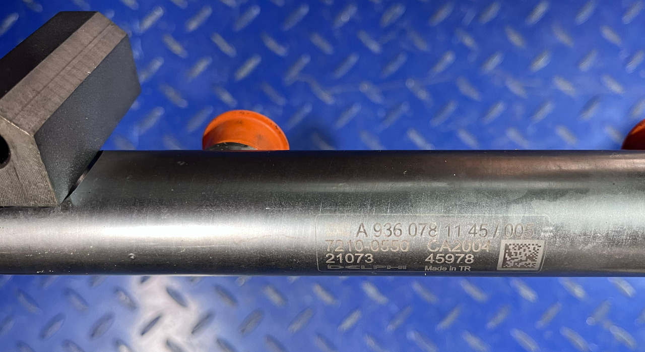 Mercedes Common Rail Pipe A9360780845 - Fuel processing/ Fuel delivery: picture 5 Mercedes Common Rail Pipe A9360780845 - Fuel processing/ Fuel delivery: picture 5