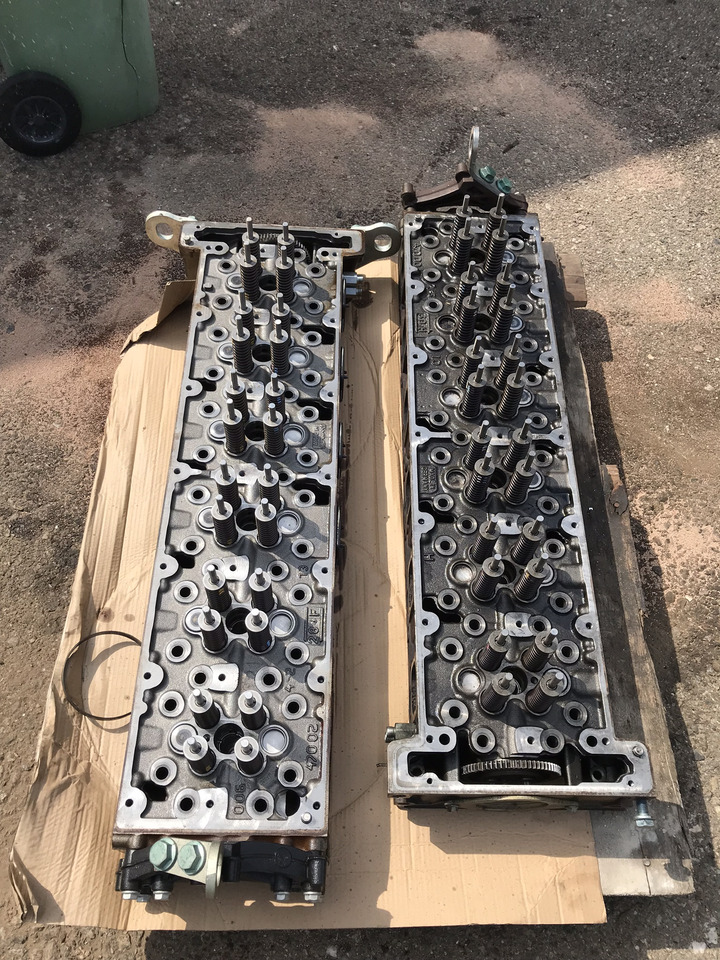 Mercedes Cylinder Head Actros A4730101420 - Engine and parts for Truck: picture 1 Mercedes Cylinder Head Actros A4730101420 - Engine and parts for Truck: picture 1