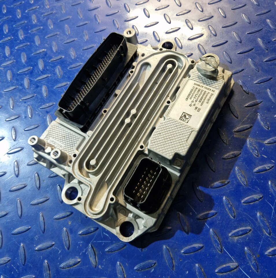 MERCEDES-BENZ Actros mp4 MCM2 MCM 2.1 A0024461235 Reconditioned - Spare parts for Other machinery: picture 1 MERCEDES-BENZ Actros mp4 MCM2 MCM 2.1 A0024461235 Reconditioned - Spare parts for Other machinery: picture 1