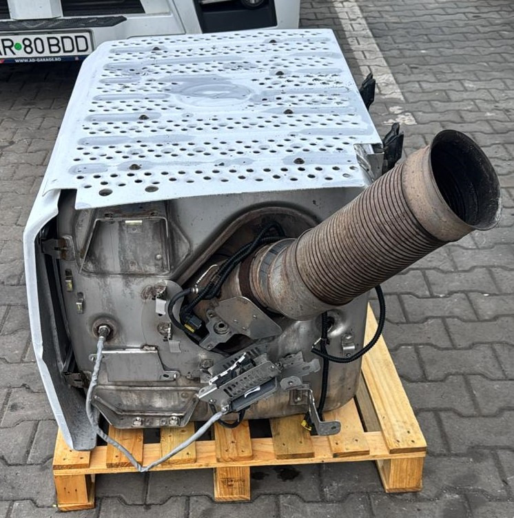 Mercedes Exhaust Euro 5 EEW OM471 12.8L A0054904512 - Spare parts: picture 2 Mercedes Exhaust Euro 5 EEW OM471 12.8L A0054904512 - Spare parts: picture 2