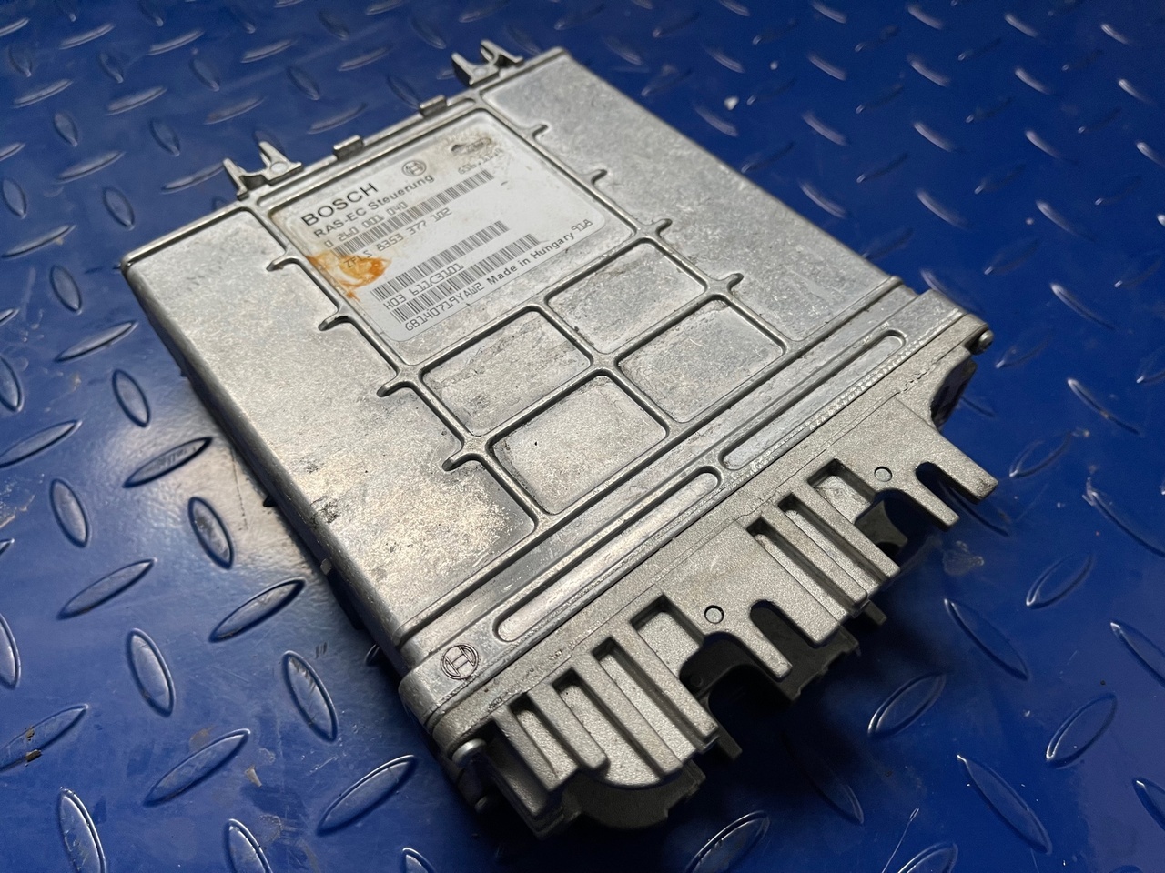 VOLVO FH 13 0260001040 6X2 21193827 - ECU for Truck: picture 1 VOLVO FH 13 0260001040 6X2 21193827 - ECU for Truck: picture 1