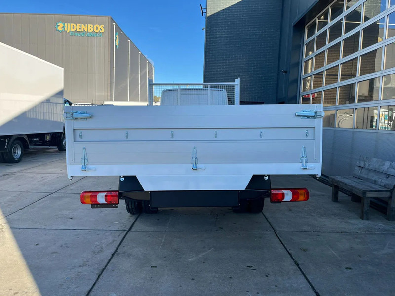 Mercedes-Benz Accelo 915 4x2 Flatbed with dropsides - Dropside/ Flatbed truck: picture 5 Mercedes-Benz Accelo 915 4x2 Flatbed with dropsides - Dropside/ Flatbed truck: picture 5