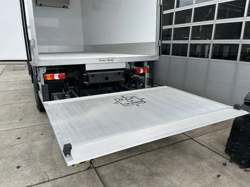New Refrigerated truck Mercedes-Benz Atego 1725 4x4 Refrigerator Truck: picture 12