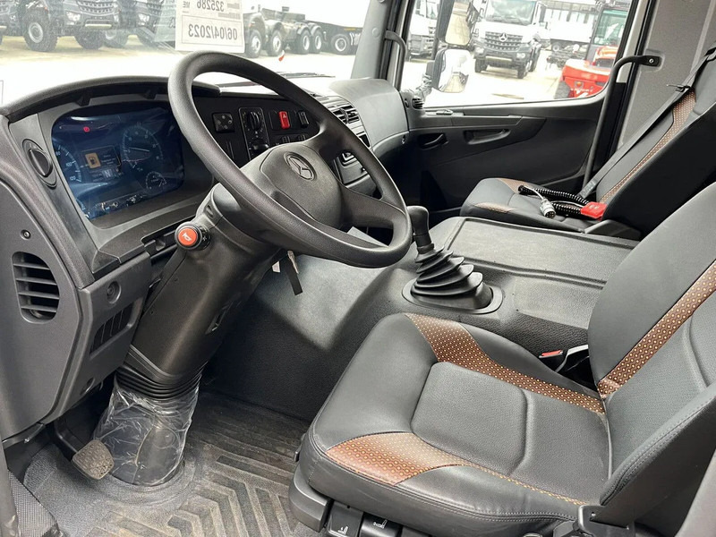 New Refrigerated truck Mercedes-Benz Atego 1725 4x4 Refrigerator Truck: picture 15