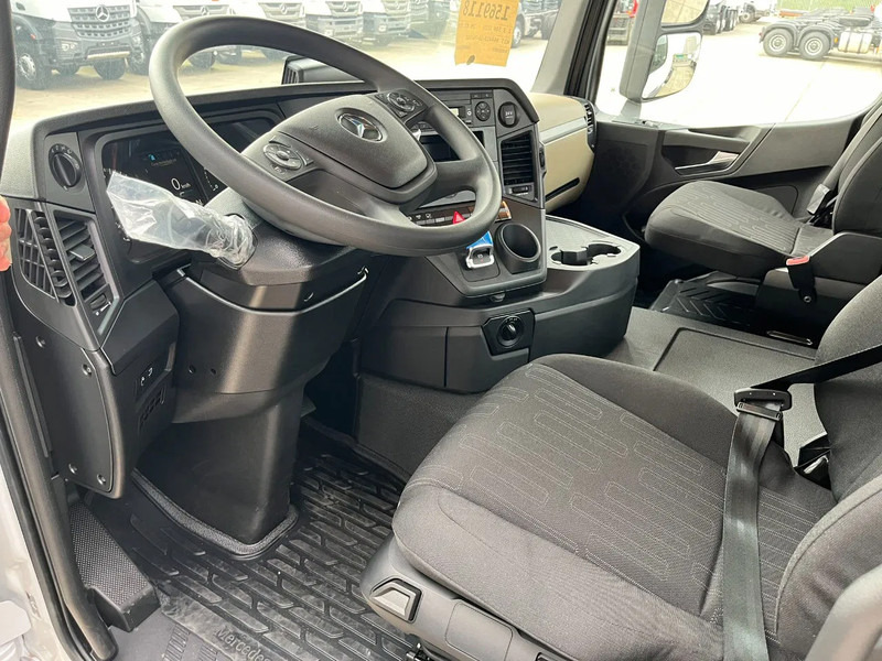 Leasing of Mercedes-Benz Actros 3340 S 6x4 Tractor Head Mercedes-Benz Actros 3340 S 6x4 Tractor Head: picture 16