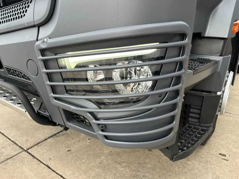 Leasing of Mercedes-Benz Actros 3340 S 6x4 Tractor Head Mercedes-Benz Actros 3340 S 6x4 Tractor Head: picture 14