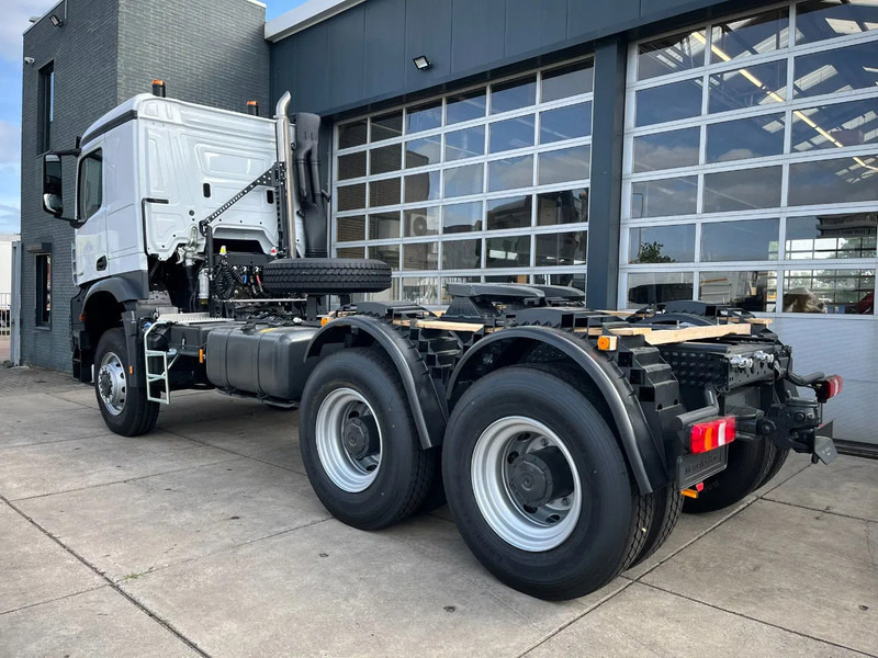 Mercedes-Benz Arocs 4058 AS 6x6 Tractor Head 180T Push Pull EURO-5 - Tractor unit: picture 3 Mercedes-Benz Arocs 4058 AS 6x6 Tractor Head 180T Push Pull EURO-5 - Tractor unit: picture 3