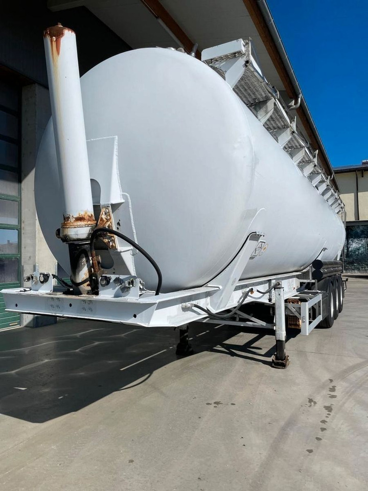 Feldbinder KIP 60 3 - Silo semi-trailer: picture 3 Feldbinder KIP 60 3 - Silo semi-trailer: picture 3