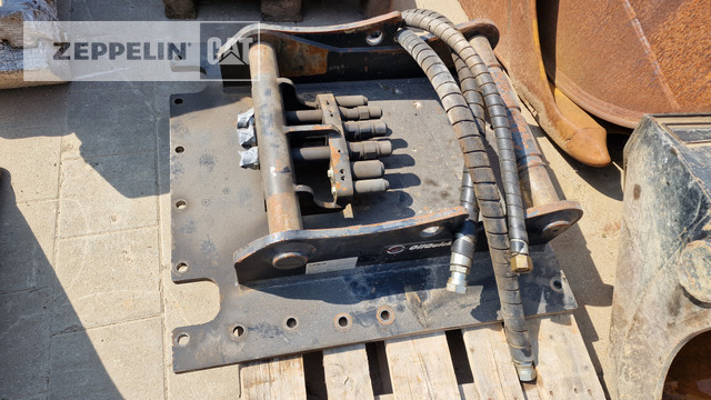 Oilquick Deutschland GmbH Kopfplatte OQ70/55 - Attachment for Construction machinery: picture 1 Oilquick Deutschland GmbH Kopfplatte OQ70/55 - Attachment for Construction machinery: picture 1