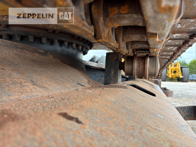 Crawler excavator Cat 315FL: picture 8