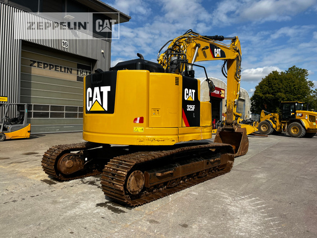 Cat 325FL - Crawler excavator: picture 4 Cat 325FL - Crawler excavator: picture 4