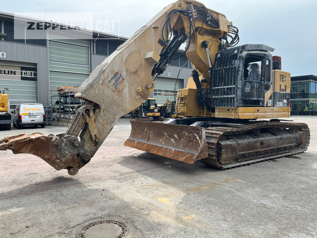 Cat 328DTUNNEL - Tunnel boring machine: picture 1 Cat 328DTUNNEL - Tunnel boring machine: picture 1