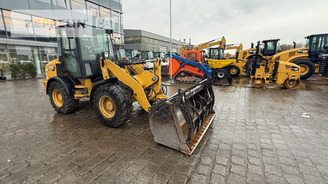 Cat 908M - Wheel loader: picture 3 Cat 908M - Wheel loader: picture 3