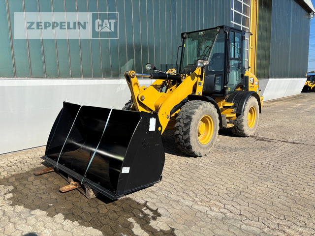 Cat 908M - Wheel loader: picture 1 Cat 908M - Wheel loader: picture 1