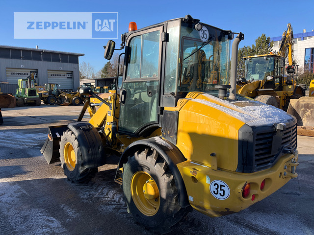 Cat 908M - Wheel loader: picture 3 Cat 908M - Wheel loader: picture 3