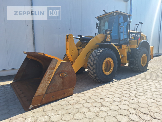 Cat 962M - Wheel loader: picture 1 Cat 962M - Wheel loader: picture 1