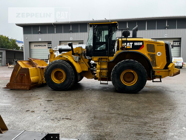 Cat 966M - Wheel loader: picture 2 Cat 966M - Wheel loader: picture 2