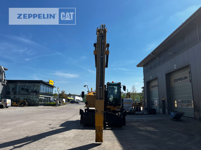 Cat MH3024-06C - Material handler: picture 3 Cat MH3024-06C - Material handler: picture 3