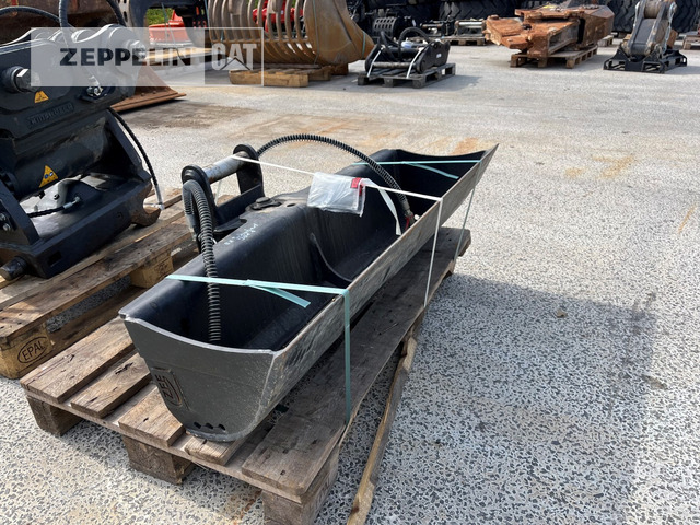 Zfe GLV120_MS03_301.8 - Excavator bucket: picture 4 Zfe GLV120_MS03_301.8 - Excavator bucket: picture 4