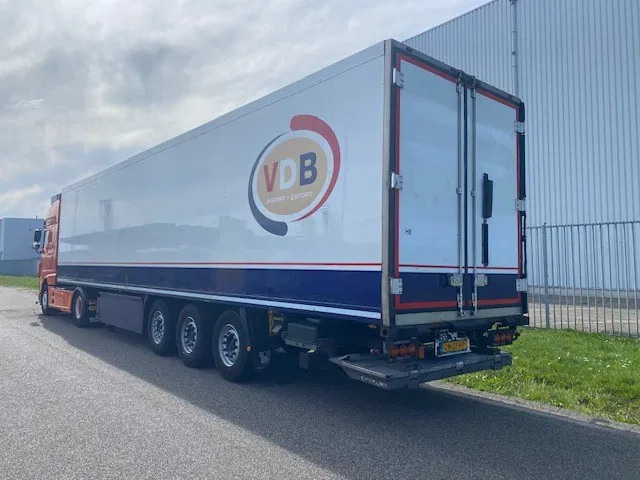 Krone koelvries met TK en onderschuifklep , aslift, - Refrigerated semi-trailer: picture 2 Krone koelvries met TK en onderschuifklep , aslift, - Refrigerated semi-trailer: picture 2