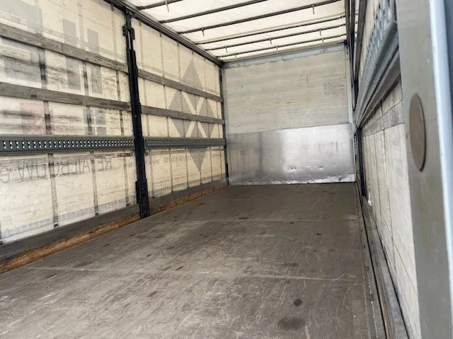 MAN TGL 12,250 met schuifzeilopbouw en laadklep , euro 6. - Curtain side truck: picture 3 MAN TGL 12,250 met schuifzeilopbouw en laadklep , euro 6. - Curtain side truck: picture 3