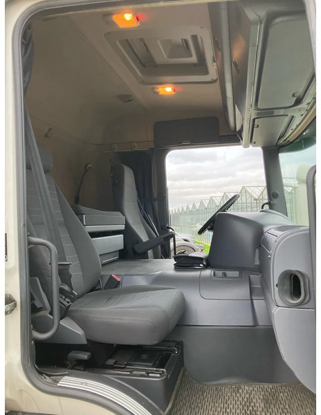 Scania P360 trekker euro 5 opticruise - Tractor unit: picture 5 Scania P360 trekker euro 5 opticruise - Tractor unit: picture 5