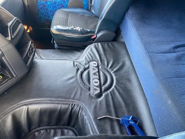 Tractor unit Volvo FM 420 globe hydrauliek: picture 11